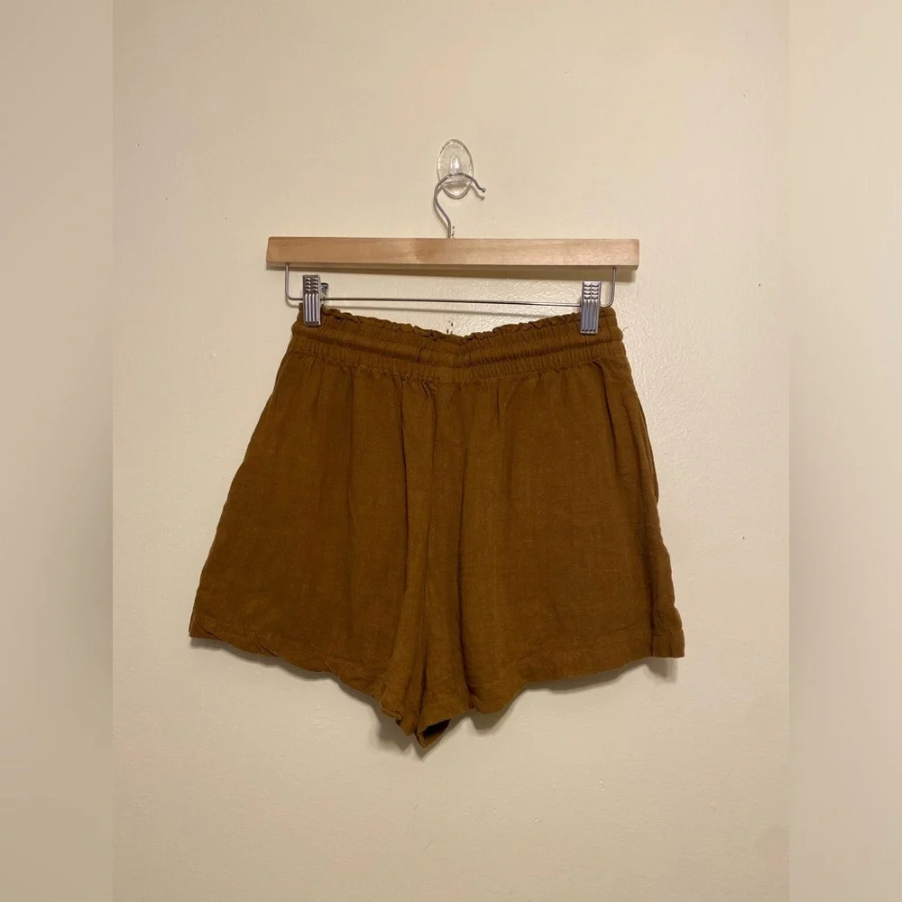 Zara High Waist Brown Shorts. Size XS